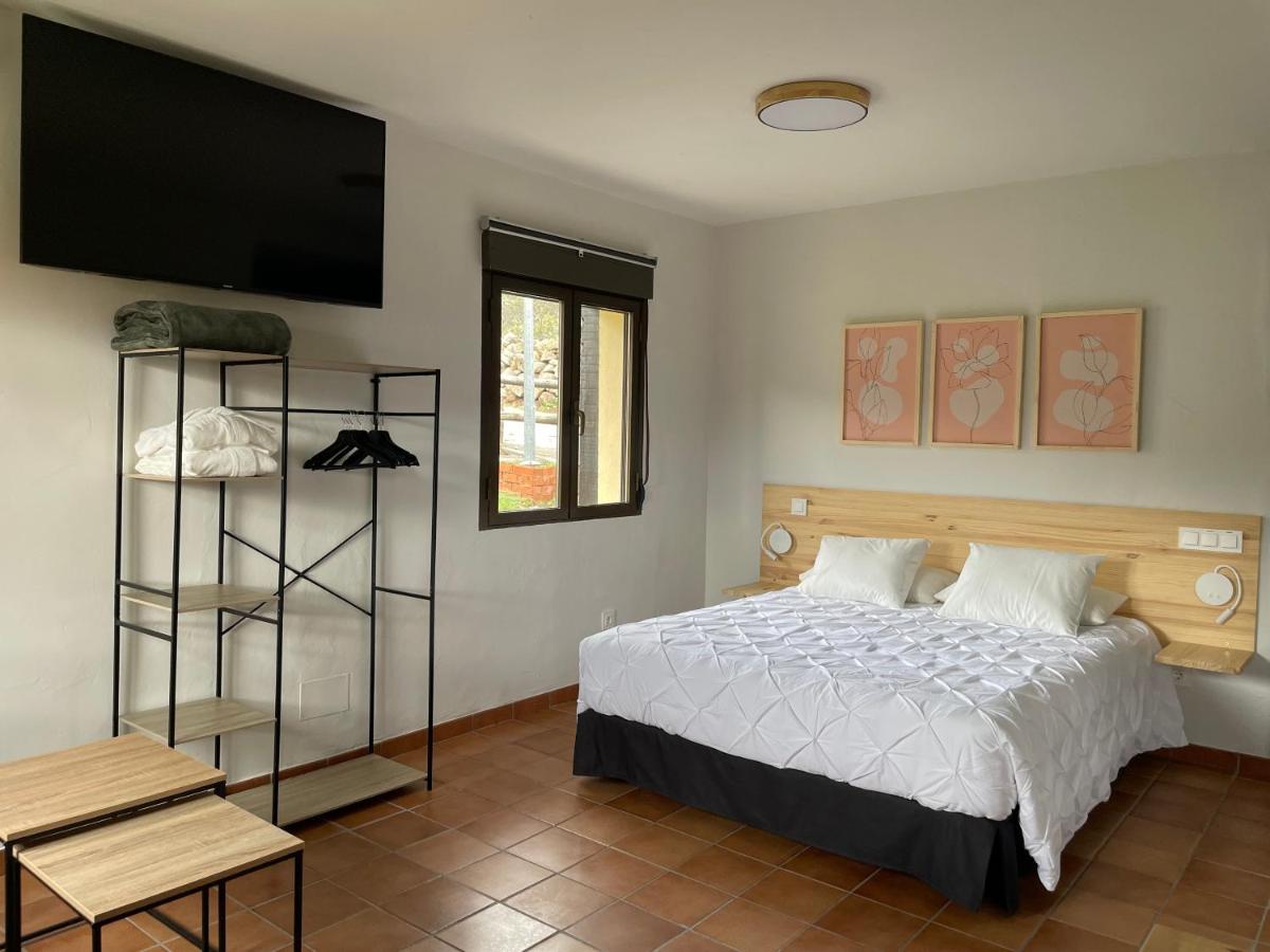 Apartamentos Los Pocillos Gargantilla del Lozoya Exteriör bild