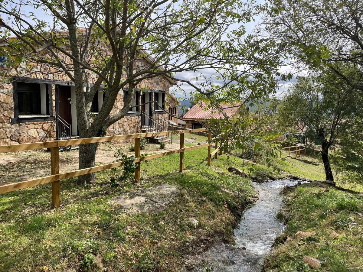Apartamentos Los Pocillos Gargantilla del Lozoya Exteriör bild