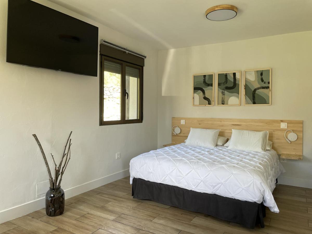 Apartamentos Los Pocillos Gargantilla del Lozoya Exteriör bild