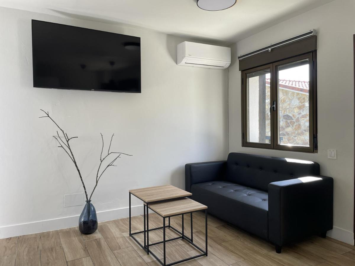 Apartamentos Los Pocillos Gargantilla del Lozoya Exteriör bild
