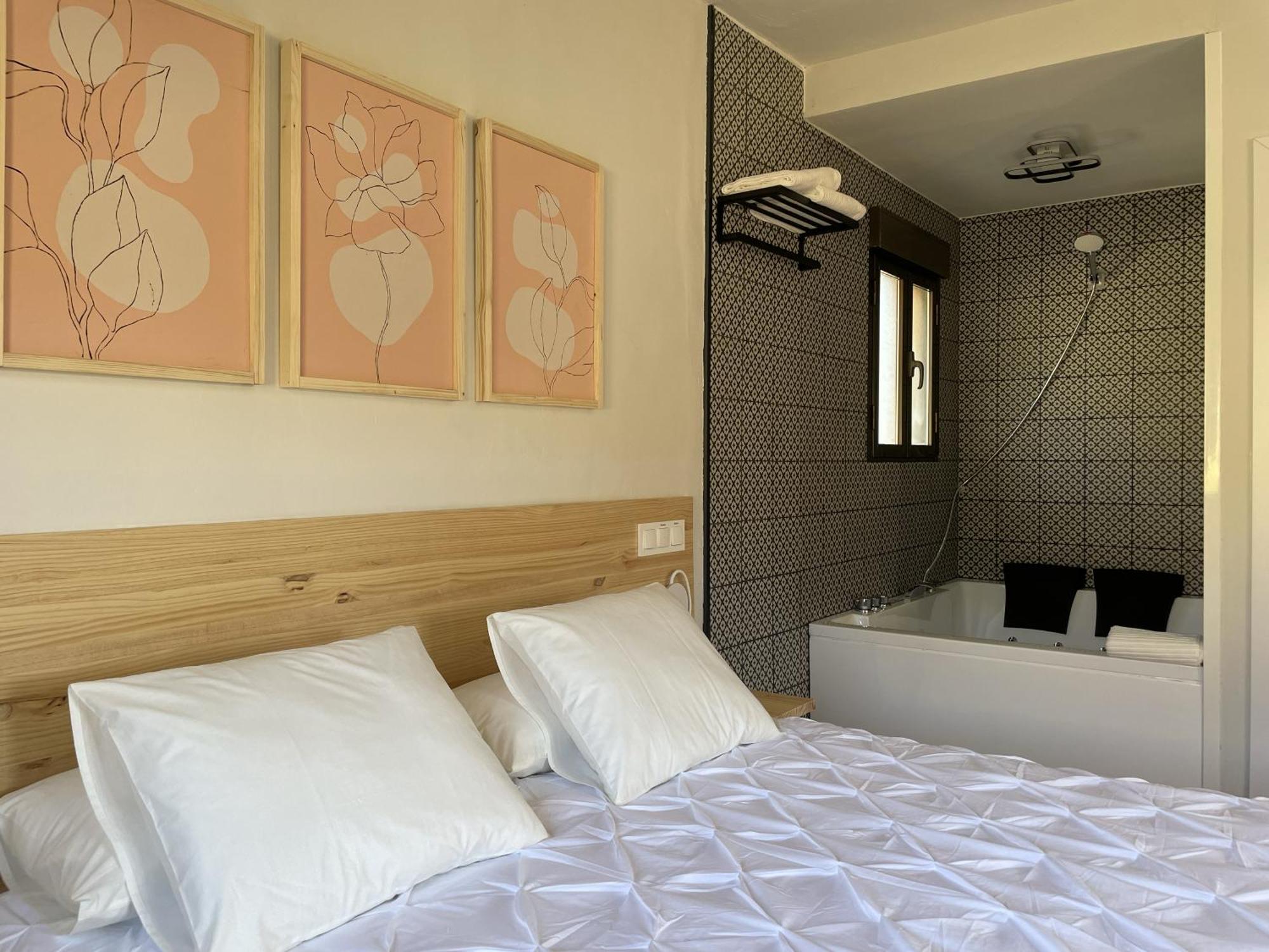 Apartamentos Los Pocillos Gargantilla del Lozoya Exteriör bild
